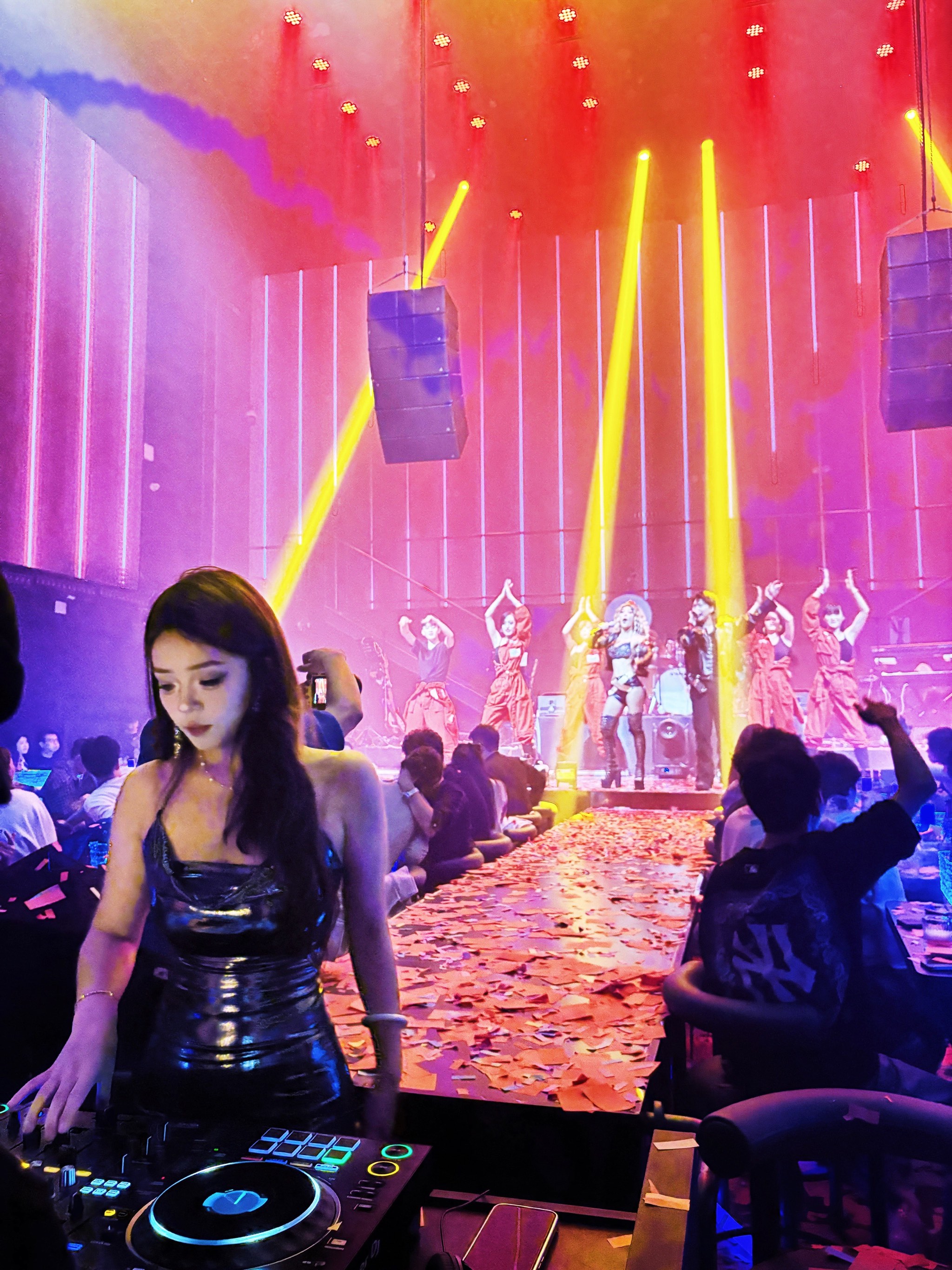 清远商务ktv：商务ktv是什么意思-连州市ktv预订